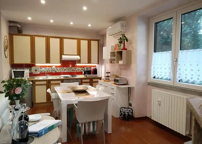 Lejlighed With Garden In *