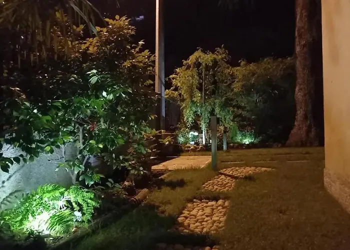 Lejlighed With Garden In Perledo